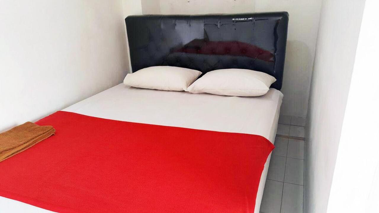 יוגיאקרטה Mitra Hotel מראה חיצוני תמונה